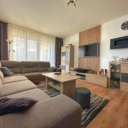 Relax Villa Tatry - Wifi/Tv, Bbq, Billiard Nova Lesna Luaran gambar