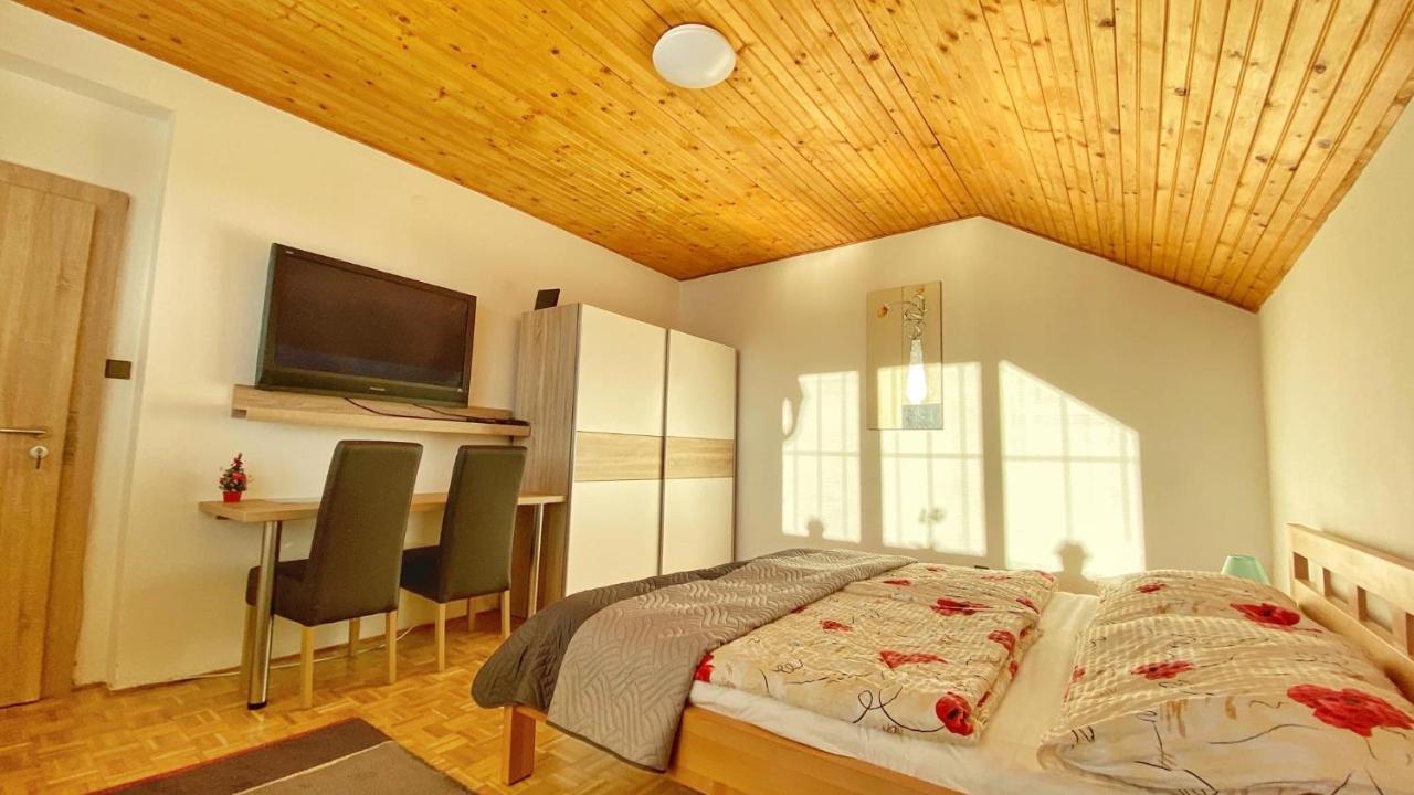 Relax Villa Tatry - Wifi/Tv, Bbq, Billiard Nova Lesna Luaran gambar